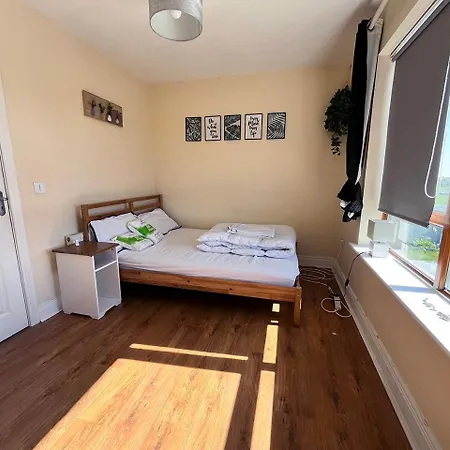 Double Bedrooms In In Kilcock, One Stop From Maynooth *