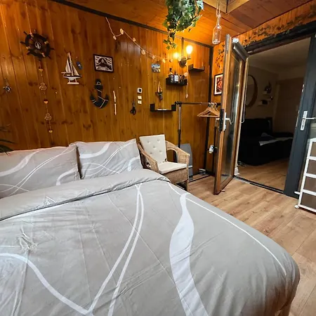 Private Garden With Exclusive Living - Shared * Kilcock